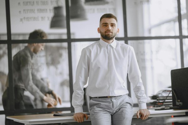 Tout Savoir sur le Droit de l'Immobilier d'Entreprise en France : Guide Complet et Actualisé